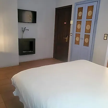 Hotel Pasteral Riu Ter Vilobi D'onyar